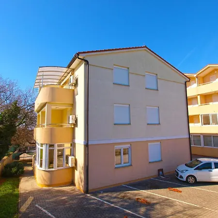 Apartment Katikulic 1007